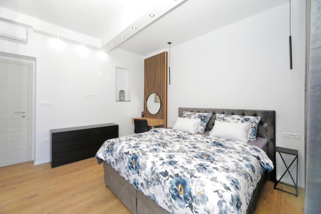 Tata Apartment Сплит Екстериор снимка